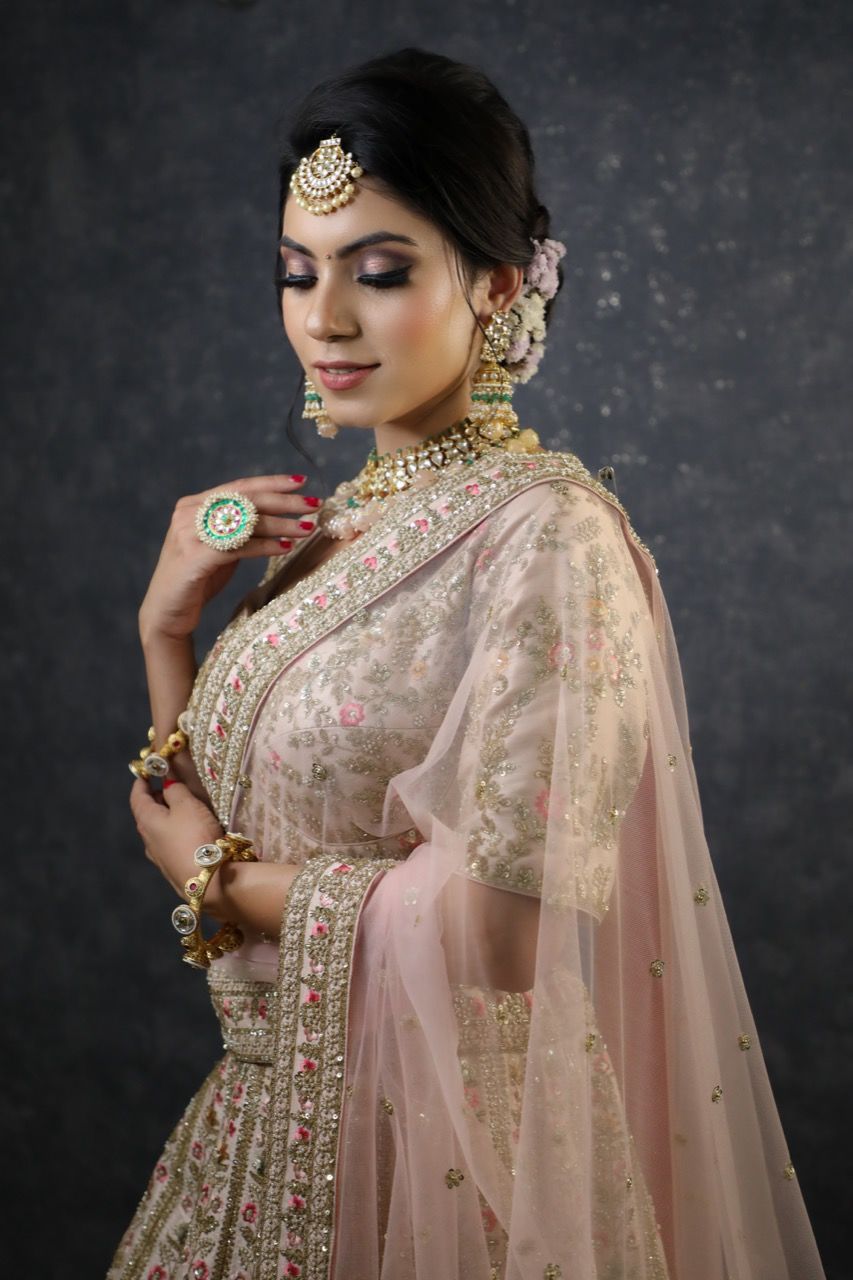 Indian Bridal Lehegna | Indian bride dresses, Indian bridal dress, Indian  bridal outfits